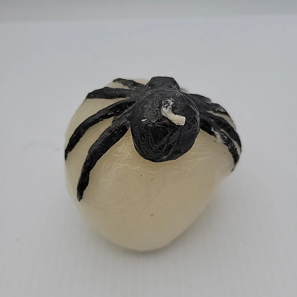 Vintage Halloween Skull Candle Blood Shot‎ Eyes Spider Head Smiling